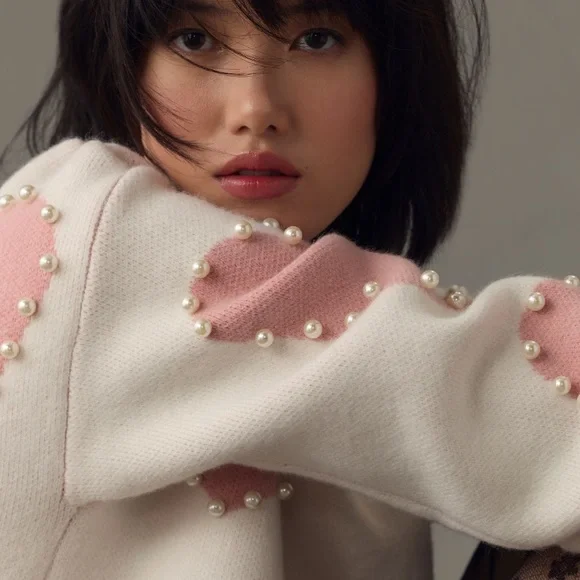 Hearts & Pearls Sweater - Picture 5 of 5